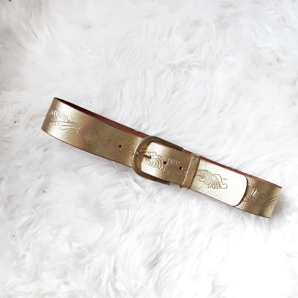 Lauren Ralph Lauren | Etched Gold Leather Belt.